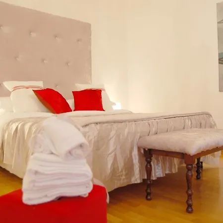 Casa Del Bernini サン・クイーリコ・ドルチャ